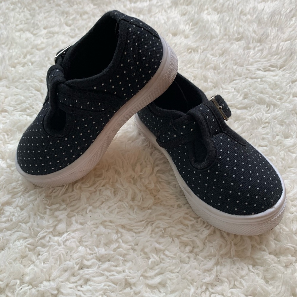 5/$15 Girls Oomphies Olivia Black White Polka Dot